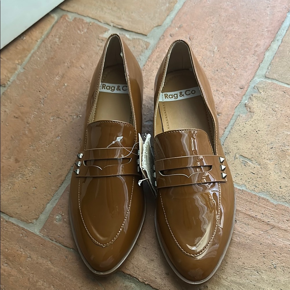 Women's Tan Loafers Size 39